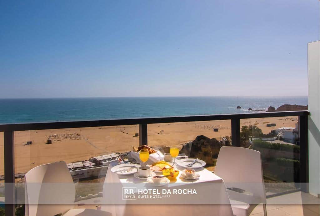 Transfers from Faro Airport to Hotel da Rocha